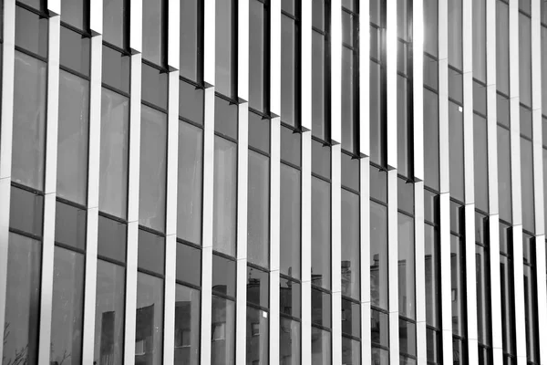 Bürogebäude Geschäftsgebäude Äußere Des Gebäudes Schwarz Weiß — Stockfoto