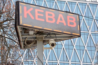 Direk üzerinde işareti kebap