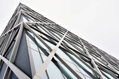 Ofis binası İş binası. Binanın dışı