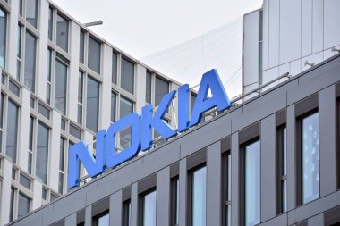 Varşova, Polonya. 10 Şubat 2018. Şirket tabela Nokia. 