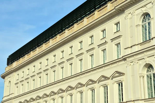 Fachada Velha Bonita Edifício Histórico — Fotografia de Stock