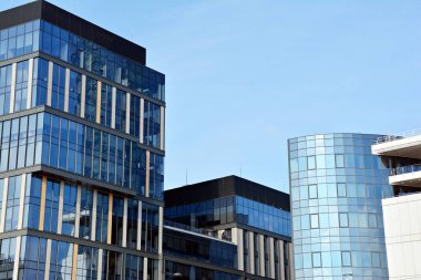 Cam duvarlar bir ofis binası - iş geçmişi