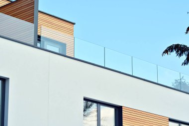 Yeni bir modern apartman detay