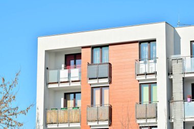 Yeni bir modern apartman detay