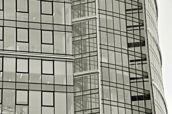 Las Paredes Cristal Del Edificio Oficinas Fondo Negocios Blanco Negro —  Fotos de Stock