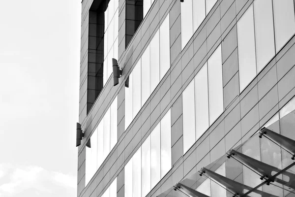 Skleněné Stěny Kancelářské Budovy Obchodní Zázemí Černá Bílá — Stock fotografie