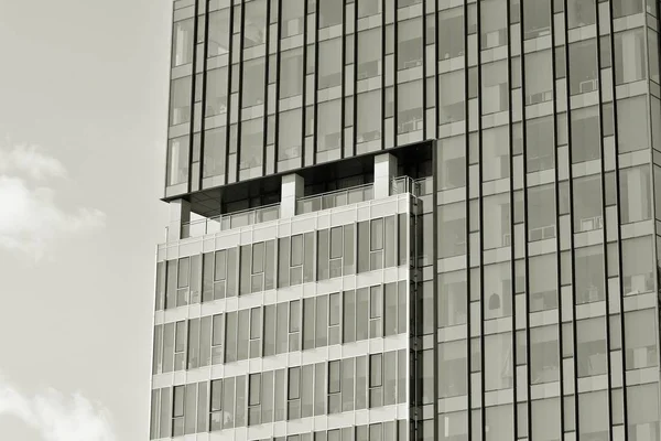 Üvegfalak Egy Hivatal Épület Üzleti Háttérrel Fekete Fehér — Stock Fotó