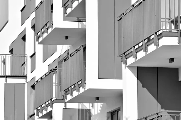 Detalle Nuevo Edificio Apartamentos Moderno Blanco Negro — Foto de Stock