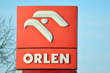 Varşova, Polonya. 12 Mart 2018. Orlen imzala. Şirket tabela Orlen.