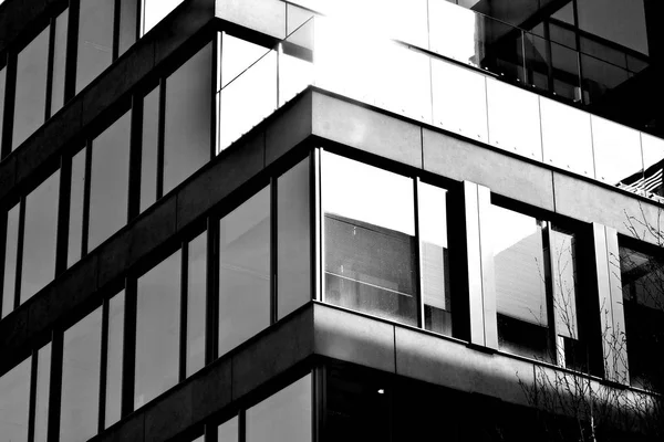 Glaswände Eines Bürogebäudes Geschäftlicher Hintergrund Schwarz Weiß — Stockfoto