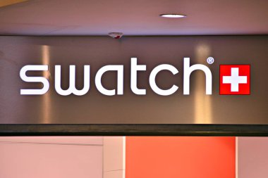 Varşova, Polonya. 16 Mart 2018. İşareti örneği. Şirket tabela renk örneği.