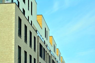 Yeni bir modern apartman detay