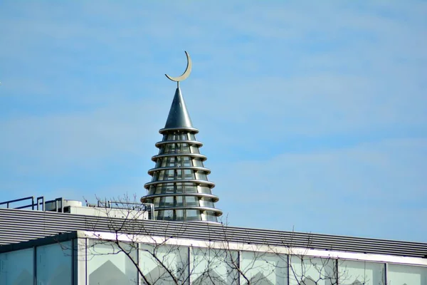 Crescente Símbolo Islâmico Topo Mesquita — Fotografia de Stock