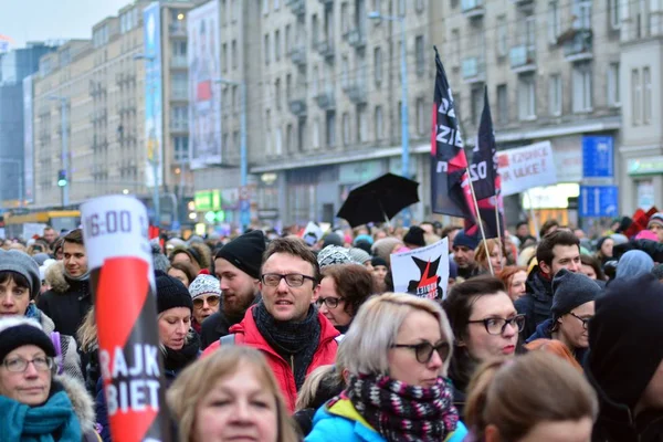 Варшава Польша Марта 2018 Года Тысячи Людей Протестуют Варшаве Против — стоковое фото