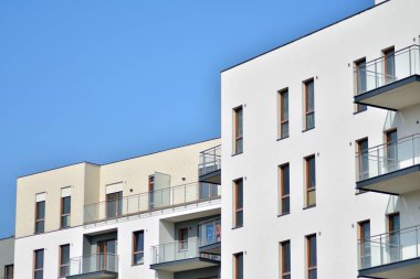 Yeni bir modern apartman detay