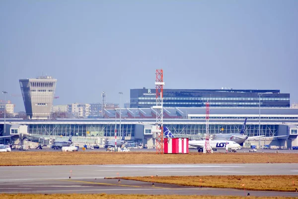 Warschau Poland Maart 2018 Warsaw Chopin Airport Luchthavengebouwen — Stockfoto