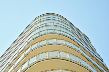 Yeni bir modern apartman detay