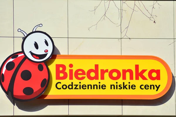 ワルシャワ ポーランド 2018 Biedronka に署名します 会社看板 Biedronka — ストック写真