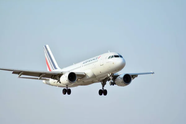 Varsóvia Polónia Março 2018 Avião Passageiros Air France Pouco Antes — Fotografia de Stock