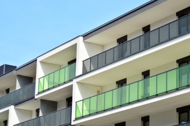 Yeni bir modern apartman detay