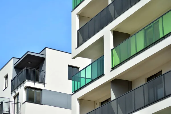 Detalhe Novo Edifício Apartamentos Moderno — Fotografia de Stock