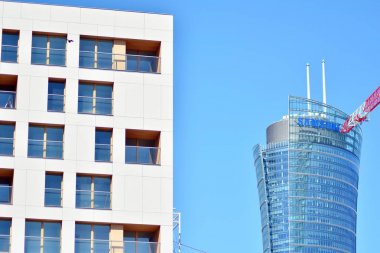 Varşova, Polonya. 6 Nisan 2018.Modern ofis binası. Varşova Spire iş hem de tatil için spot mükemmel bir toplantıdır. Modern bir dönüm noktası ve Varşova enerji güçlü sembolü. 