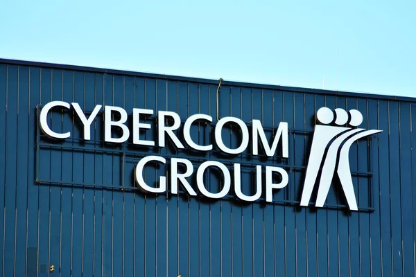 Varsovia Polonia Abril 2018 Firma Cybercom Group Letrero Empresa Cybercom — Foto de Stock