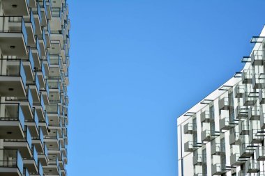 modern ve yeni apartman.