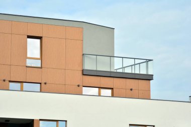 modern ve yeni apartman.