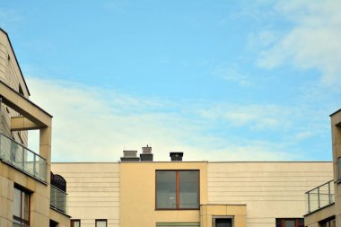 modern ve yeni apartman.