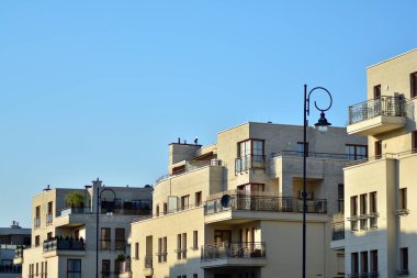 modern ve yeni apartman.