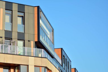 modern ve yeni apartman.