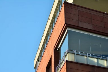 modern ve yeni apartman.