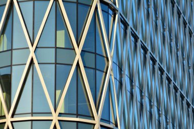 Yapısal cam cephe modern ofis binası