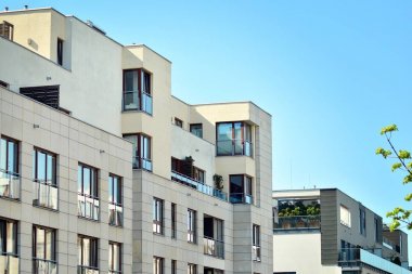 Çağdaş konut Bina dış dayligh içinde