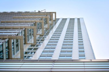 Ofis Binası yakın çekim. Modern bina.