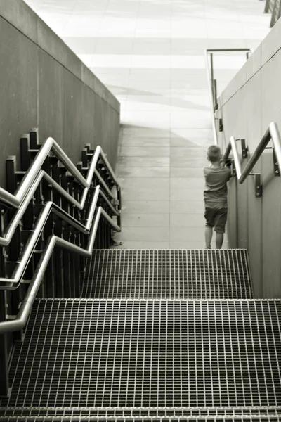 Stahltreppe Modernen Outdoor Stil Schwarz Weiß — Stockfoto