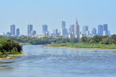 Varşova, Polonya. 9 Mayıs 2018. Havadan görünümü şehir merkezindeki iş gökdelenler. Varşova şehir merkezi.