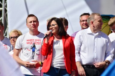 Warsaw.Polans. 12 Mayıs 2018. Özgürlük Mart. Demokrasi aşındırıyor Polonyalılar hükümet, kınamak için Mart