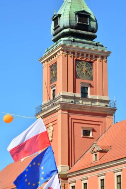 Warsaw.Polans. 12 Mayıs 2018. Özgürlük Mart. Demokrasi aşındırıyor Polonyalılar hükümet, kınamak için Mart