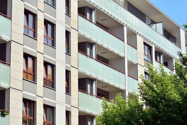 Bâtiment Résidentiel Contemporain Extérieur Lumière Jour — Photo