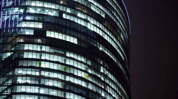 Patroon Van Kantoorgebouwen Ramen Nachts Verlicht Verlichting Met Glazen Architectuur — Stockfoto