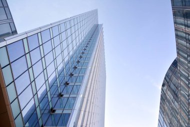 Varşova, Poland.17 Kasım 2019. Mennica Miras Kulesi - A + sınıfı bir ofis yatırımı Golub Gethouse ve Mennica Polska tarafından ortaklaşa uygulandı