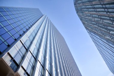 Varşova, Poland.17 Kasım 2019. Mennica Miras Kulesi - A + sınıfı bir ofis yatırımı Golub Gethouse ve Mennica Polska tarafından ortaklaşa uygulandı