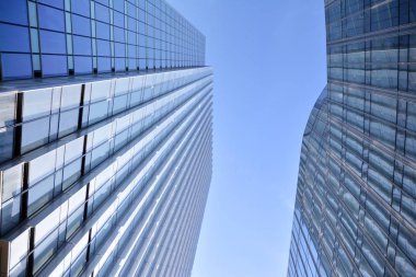 Varşova, Poland.17 Kasım 2019. Mennica Miras Kulesi - A + sınıfı bir ofis yatırımı Golub Gethouse ve Mennica Polska tarafından ortaklaşa uygulandı