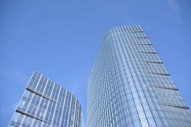 Varşova, Poland.17 Kasım 2019. Mennica Miras Kulesi - A + sınıfı bir ofis yatırımı Golub Gethouse ve Mennica Polska tarafından ortaklaşa uygulandı