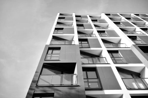 현대적 주거용 아파트 건물의 새로운 럭셔리하 우스와 단지의 — 스톡 사진