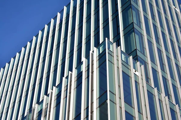 蓝色玻璃现代建筑摩天大楼的抽象纹理 商业背景 — 图库照片
