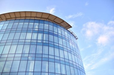  Modern şehir cam cepheler, soyut yansıması