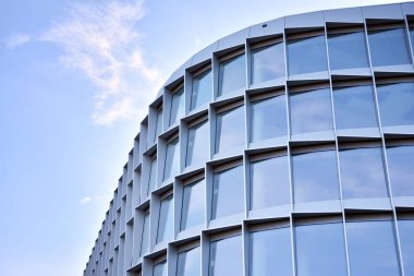  Modern şehir cam cepheler, soyut yansıması